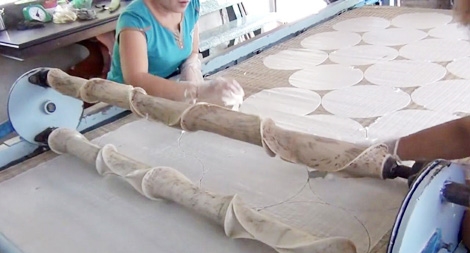 Giữ “lửa” cho làng nghề truyền thống