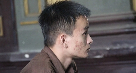 Gã trai lập mưu chuốc rượu say bạn gái để đám bạn hãm hiếp