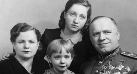 Nguyên soái G.K. Zhukov – "Đời chúng ta là trận chiến Borodino vì Tổ quốc"