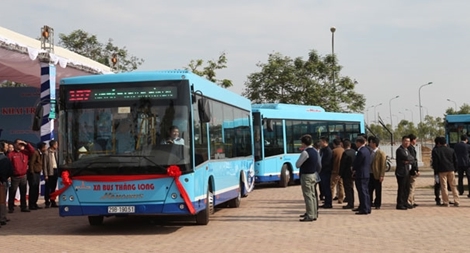 Xe buýt vẫn là phương tiện vận tải công cộng chủ yếu