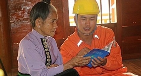 Tỏa sáng ánh điện vùng rẻo cao Sơn La