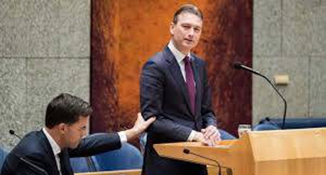 Mất chức ngoại trưởng do… xảo ngôn