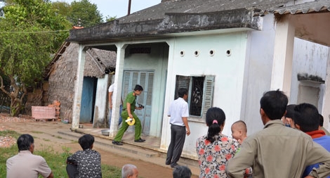 Đốt nhà vì ghen