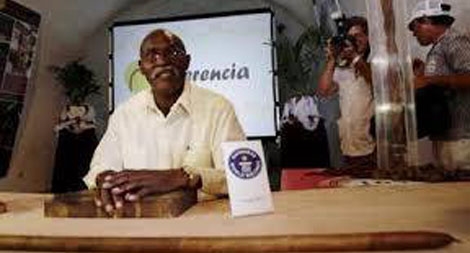 Kỷ lục gia cự phách