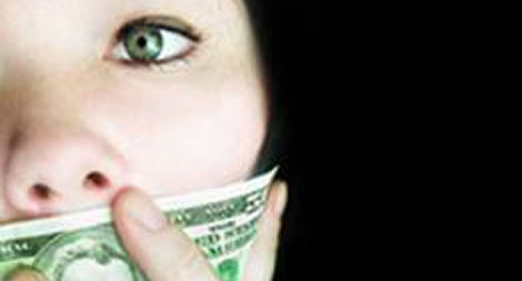 Tín chấp vay tiền bằng… linh hồn