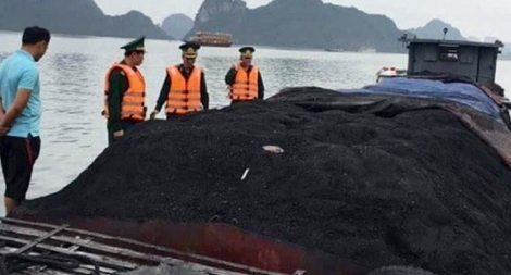 BĐBP Cát Bà liên tiếp bắt tàu vận chuyển than lậu