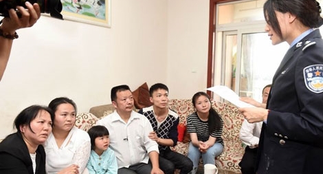 Kỳ tích vạn dặm tìm con