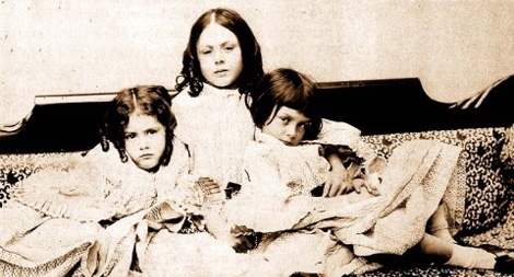 Đời thực không rực rỡ như trang sách