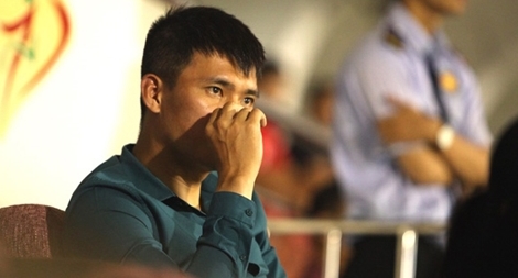 Ai là người “phản bội”?