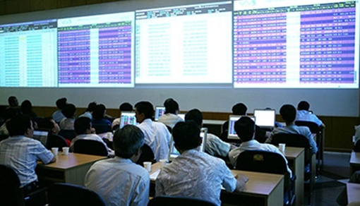 Thị trường chứng khoán đang có nhiều thuận lợi