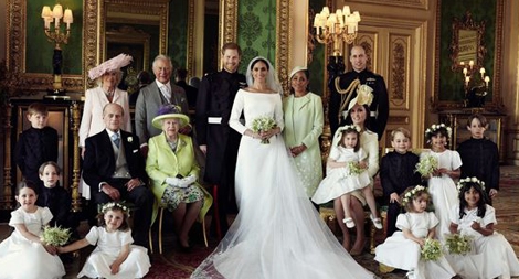 Hậu trường những bức ảnh đám cưới Hoàng gia