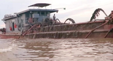 Xiết chặt công tác quản lý, thu ngân sách và xử lý DN “khoáng sản” trốn thuế