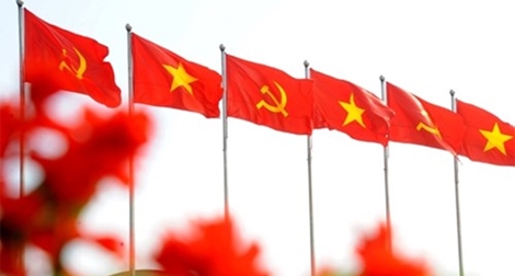 Đấu tranh với những luận điệu sai trái, thù địch xuyên tạc về tự do, dân chủ, nhân quyền ở Việt Nam