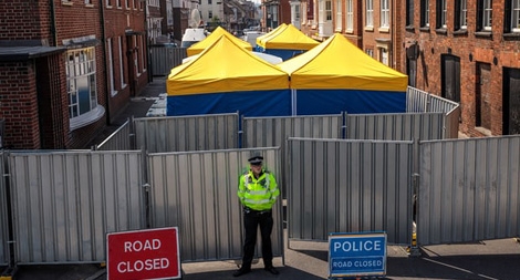 Nước Anh lại “sốt” vì chất độc bí ẩn