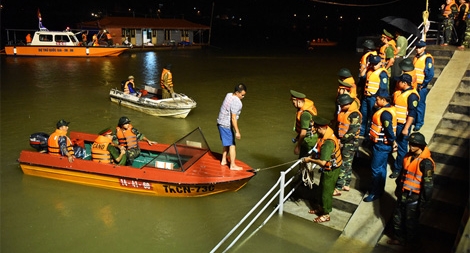 Diễn tập xả lũ khẩn cấp tại hồ Hòa Bình