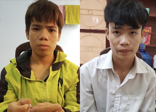 Hai hành khách đi taxi bàn chuyện cướp bằng tiếng dân tộc