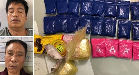 Khóa tay “cửu vạn ma túy” dùng K59 chống trả Cảnh sát