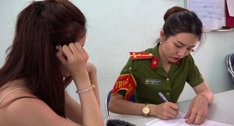 Những điều chưa biết về đường dây mại dâm 25.000 USD