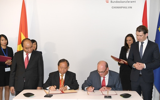 Thủ tướng Áo: Doanh nghiệp Áo hài lòng khi làm việc tại Việt Nam