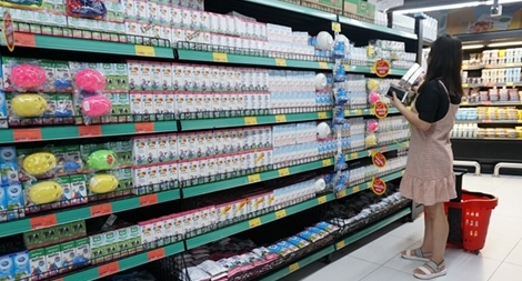 Cần sớm có quy chuẩn để kiểm soát chất lượng sữa học đường