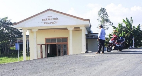 Nhà văn hóa bị bức tử