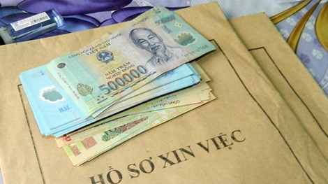 Phó trưởng phòng Bộ GD&ĐT “rởm” chiếm đoạt hơn 28 tỷ đồng