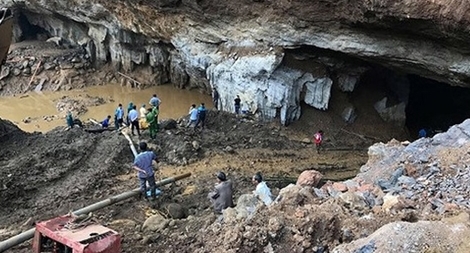 Sập hầm khai thác vàng “chui”, cần làm rõ trách nhiệm chính quyền địa phương