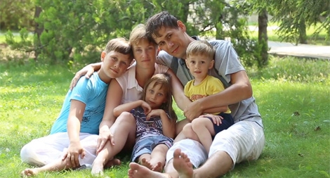 Tặng quyền sử dụng đất nếu sinh thêm con thứ 3