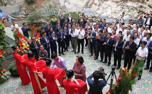 Công ty Phượng Hoàng tặng quà 161 hộ nghèo tỉnh Bắc Ninh