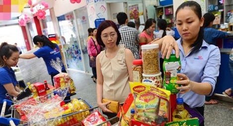 Sôi động thị trường quà Tết