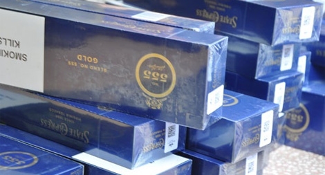 Vận chuyển trái phép gần 10 nghìn bao thuốc lá ngoại