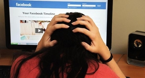 Học sinh bị bắt nạt qua mạng và những hậu quả khó lường