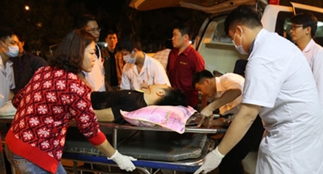 Vụ xe 7 chỗ lấn làn gây tai nạn làm 2 người tử vong, chưa thể lấy lời khai tài xế do bị thương nặng