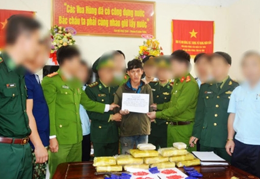 Nam thanh niên người Lào nhập cảnh lậu cùng 6 vạn viên ma túy