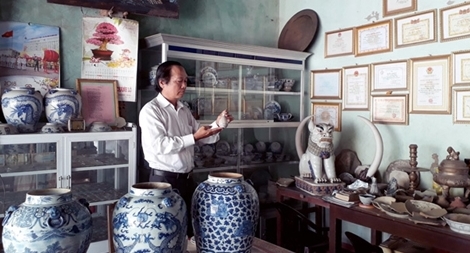 Thầy giáo làng đam mê sưu tầm cổ vật