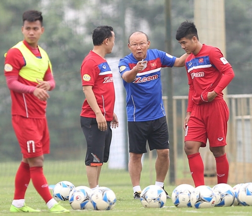 Hà Đức Chinh và những cậu con cưng của thầy Park