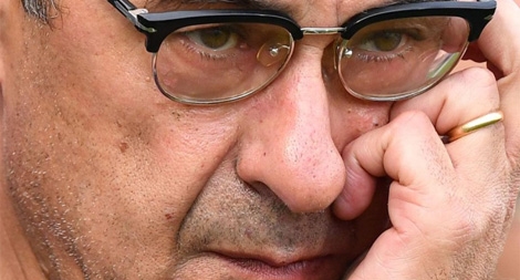 Sự mê tín kỳ lạ của HLV Maurizio Sarri