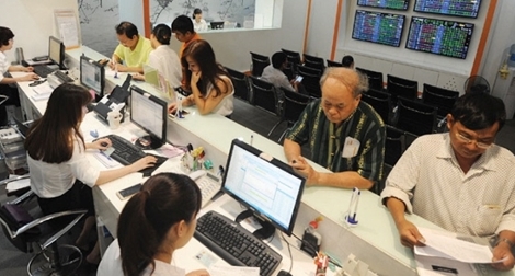 Mạnh tay xử phạt vi phạm chứng khoán