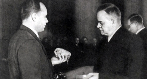 Vladimir Barkovski – Điệp viên huyền thoại của Tình báo Xô viết