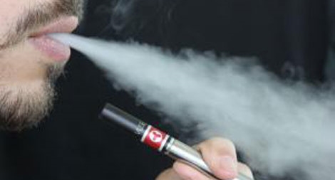 Thành phố đầu tiên ở Mỹ cấm bán thuốc lá điện tử