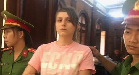 “Tú ông nghìn đô”, “gái gọi ngoại quốc” lĩnh án