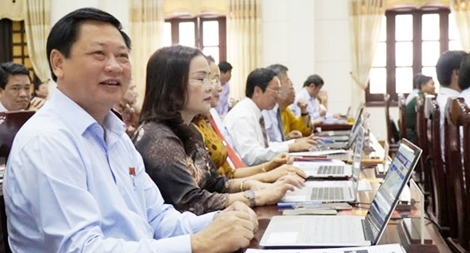 Đến lượt Quảng Trị họp không cần giấy tờ