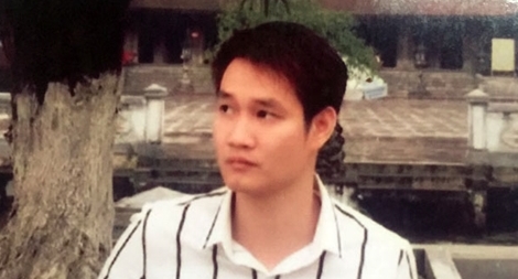 Làm giả chứng minh nhân dân, thuê xe tự lái mang bán