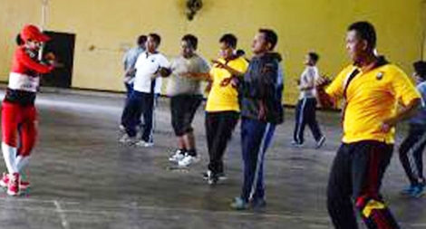 Indonesia: Cảnh sát thừa cân phải giảm trọng lượng