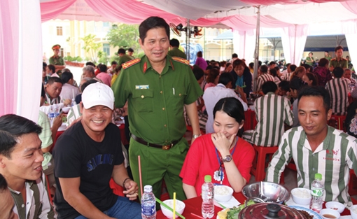 Dùng nhân tâm khơi dậy điều thiện