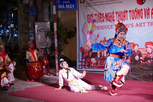 Tuồng cổ về đâu?