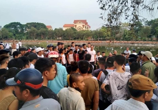 Hai học sinh chết đuối trong hồ nước khu biệt thự