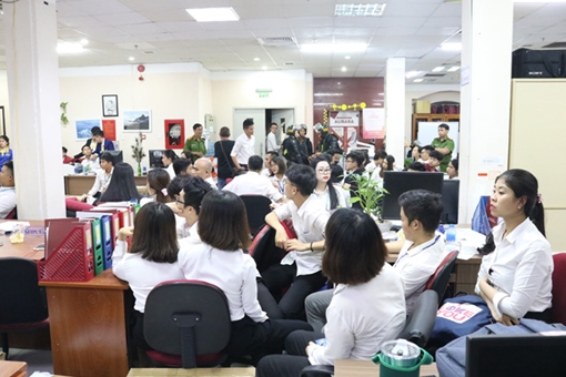 Vì sao khách hàng, nhân viên “sống chết” cùng Công ty Alibaba?