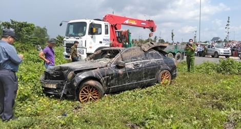 Vụ 3 người tử vong trong ôtô Mercedes: Em trai chủ xe cầm lái