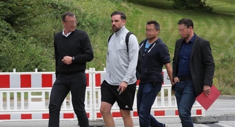 Cựu danh thủ Real Madrid bị quản thúc vì bê bối ảnh ấu dâm